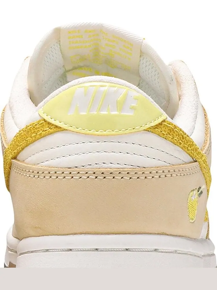 Кроссовки Nike Wmns Dunk Low 'Lemon Drop' — изображение 7 из 8, белый