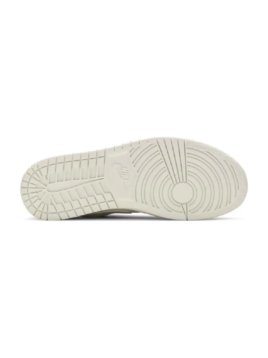 Кеды Air Jordan 1 Low — изображение 5 из 5, белый