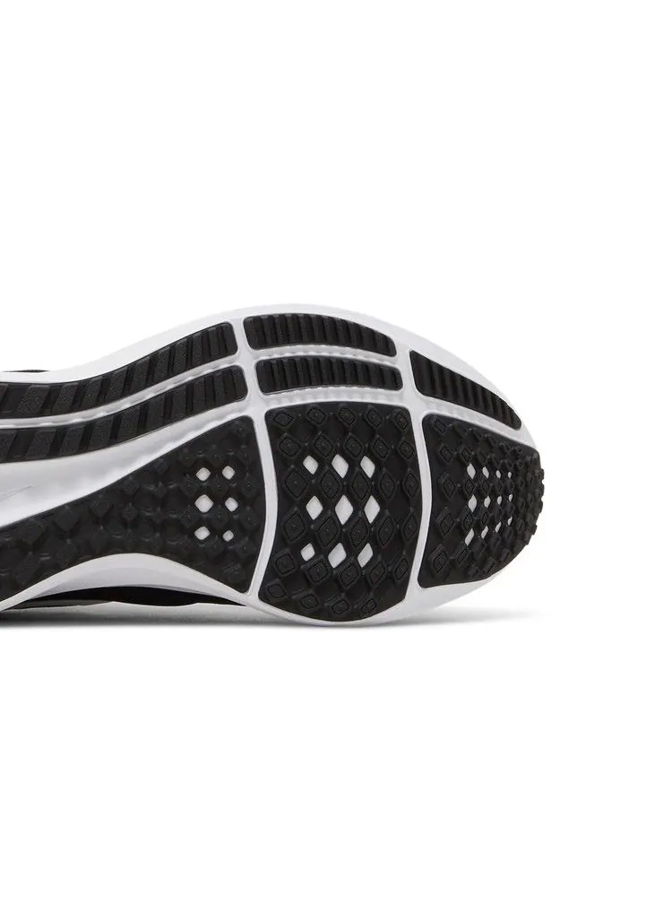 Кроссовки Nike Air Zoom Pegasus 39 FlyEase Extra Wide 'Black White' — изображение 6 из 9