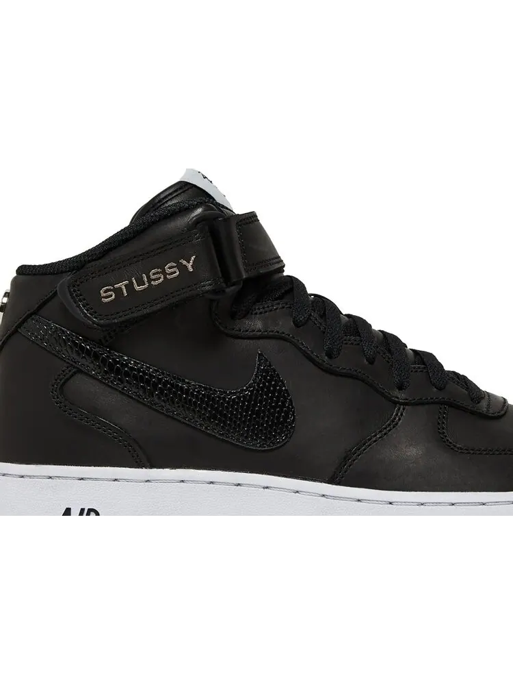 Кроссовки Nike Stussy x Air Force 1 Mid 'Black Snakeskin' — изображение 2 из 10, черный