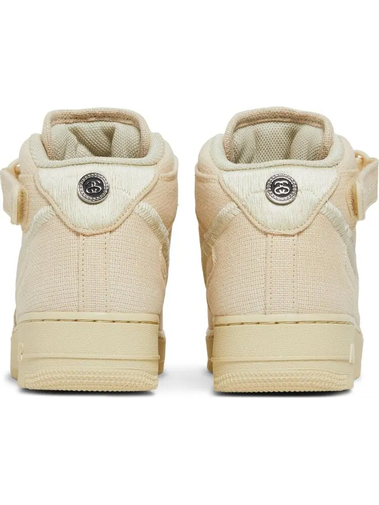 Кроссовки Nike Stussy x Air Force 1 Mid 'Fossil' — изображение 6 из 8, загар