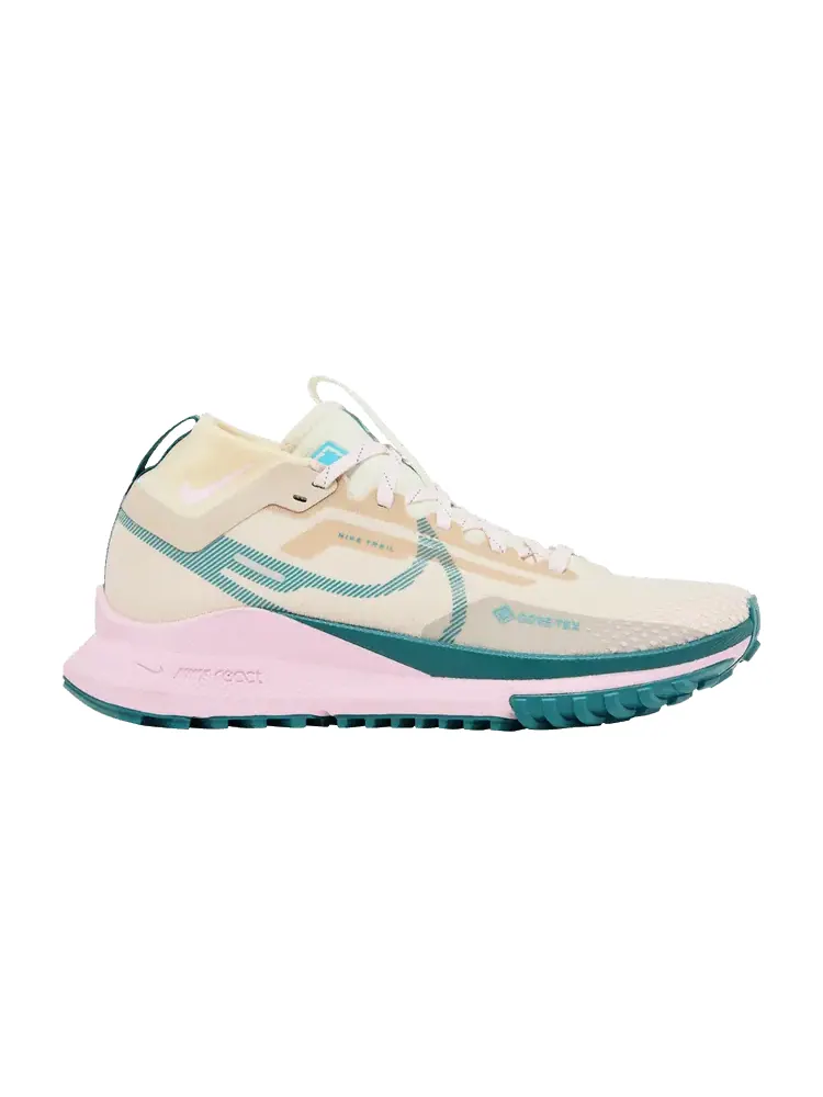 Кроссовки Nike Wmns React Pegasus Trail 4 GORE-TEX 'Sanddrift Pearl Pink' — изображение 1 из 9, розовый
