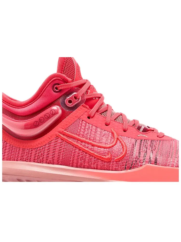 Кроссовки Nike Air Zoom GT Jump 2 'Light Fusion Red' — изображение 2 из 8, красный