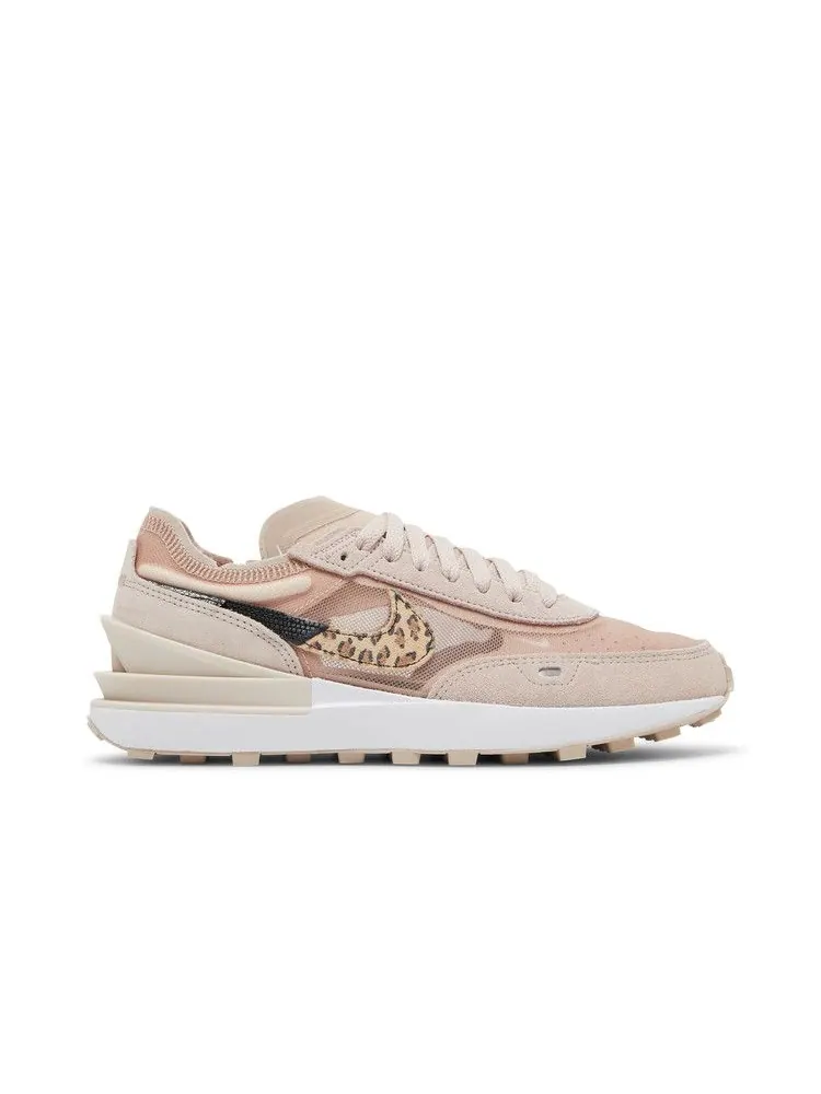Кроссовки Nike Wmns Waffle One SE 'Pink Leopard' — изображение 2 из 9, мульти