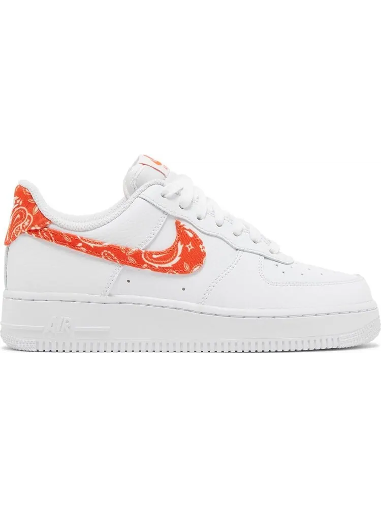 Кроссовки Nike Wmns Air Force 1 '07 'Rush Orange Paisley' — изображение 1 из 8, белый