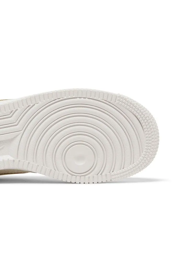 Кроссовки Nike Wmns Air Force 1 '07 ESS 'Cross Stitch - White Fossil' — изображение 6 из 9, белый