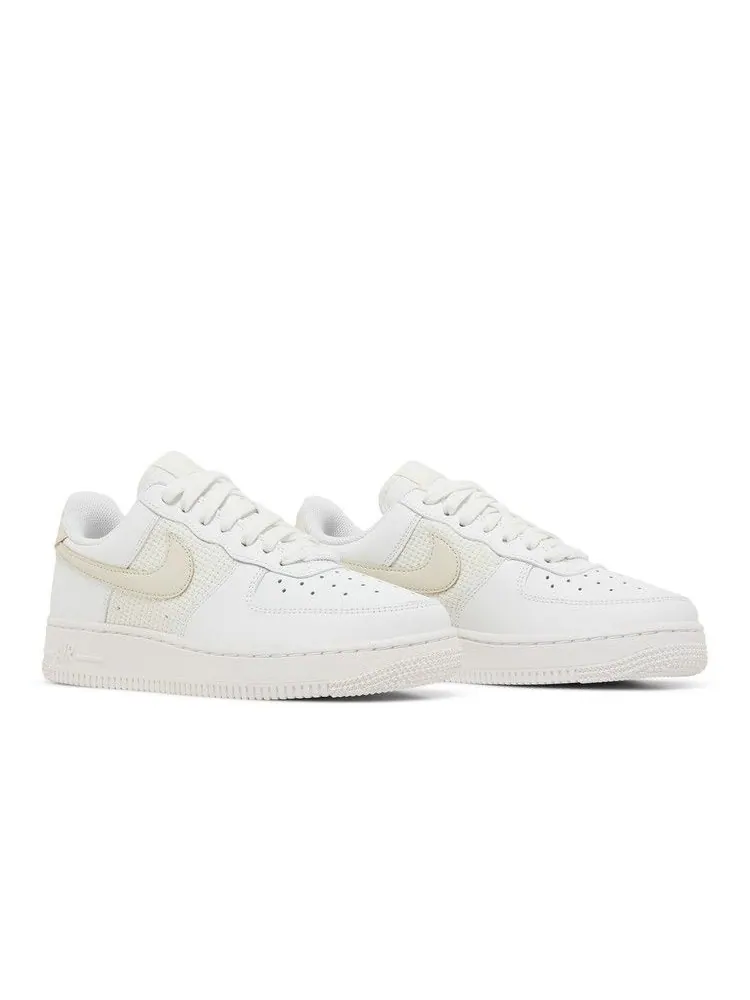 Кроссовки Nike Wmns Air Force 1 '07 ESS 'Cross Stitch - White Fossil' — изображение 9 из 9, белый
