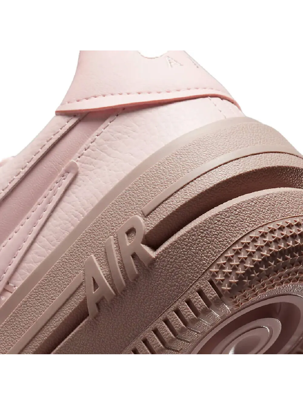 Кроссовки Nike Air Force 1 PLT.AF.ORM — изображение 7 из 8, розовый