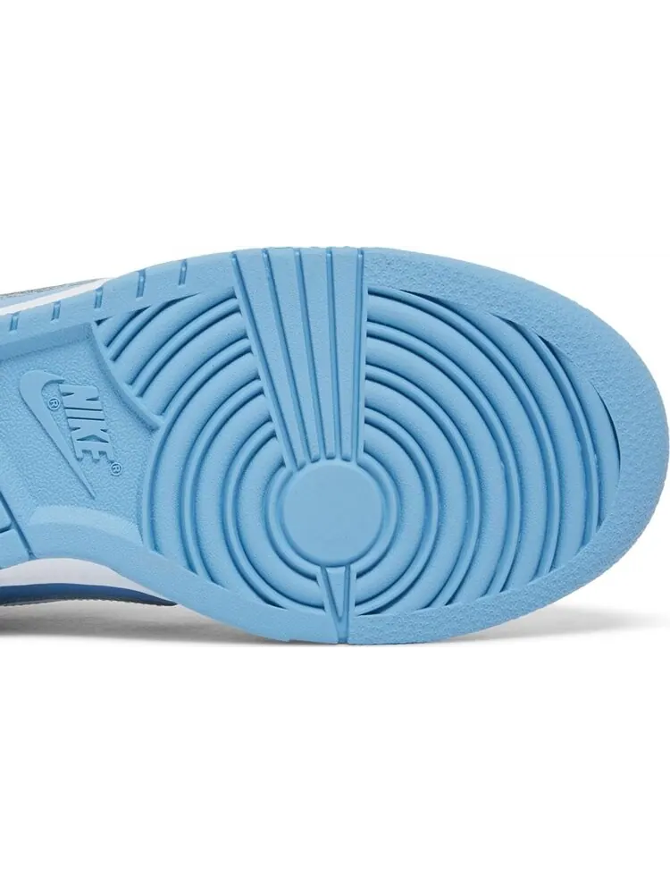 Кроссовки Nike Wmns Dunk Low 'Reverse UNC' — изображение 5 из 8, синий