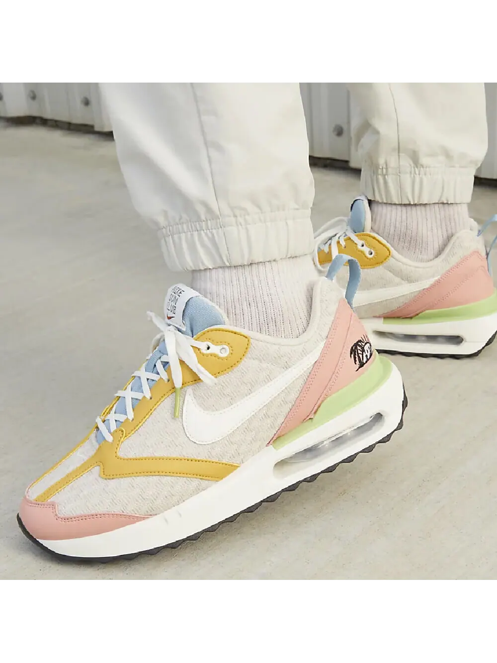 Кроссовки Nike Air Max Dawn — изображение 10 из 10, желтый розовый