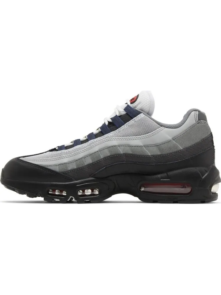 Кроссовки Air Max 95 'Smoke Grey Track Red' — изображение 3 из 4, серый