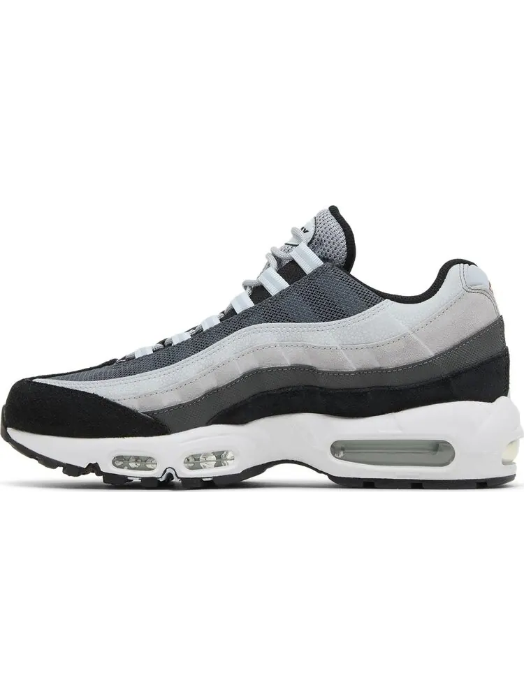 Кроссовки Air Max 95 'Wolf Grey Rugged Orange' — изображение 3 из 4, серый