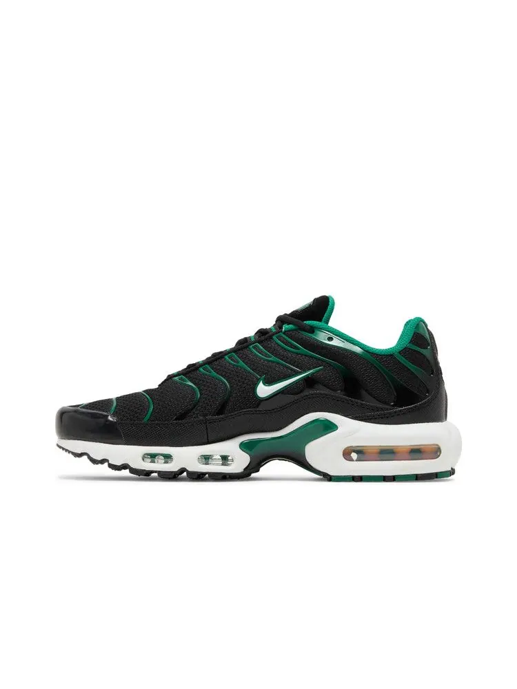 Кроссовки Nike Air Max Plus 'Black Malachite Gum' — изображение 4 из 9