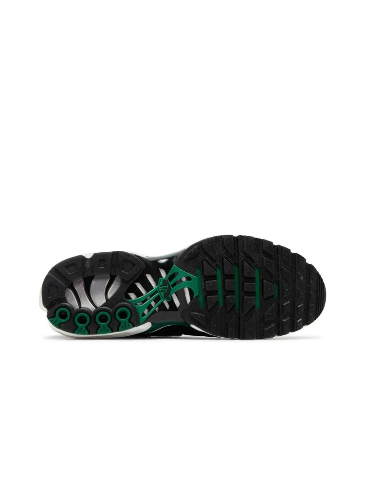 Кроссовки Nike Air Max Plus 'Black Malachite Gum' — изображение 5 из 9