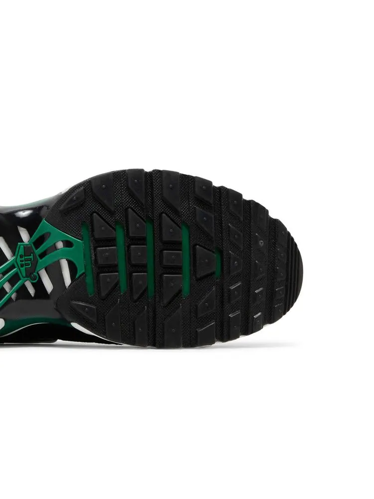 Кроссовки Nike Air Max Plus 'Black Malachite Gum' — изображение 6 из 9