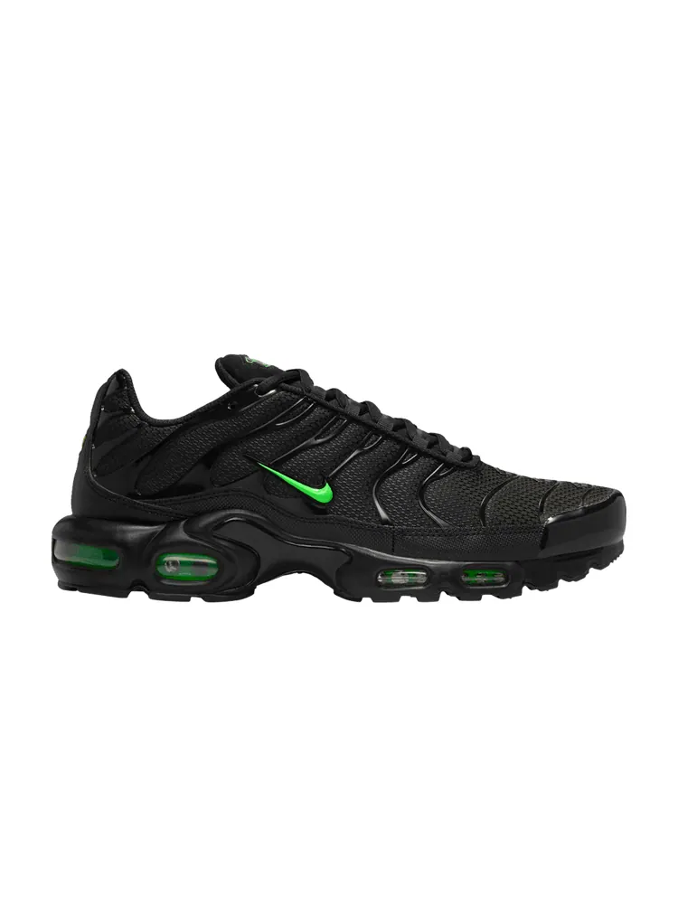 Кроссовки Nike Air Max Plus 'Green Strike' — изображение 1 из 1, черный/черный/зеленый