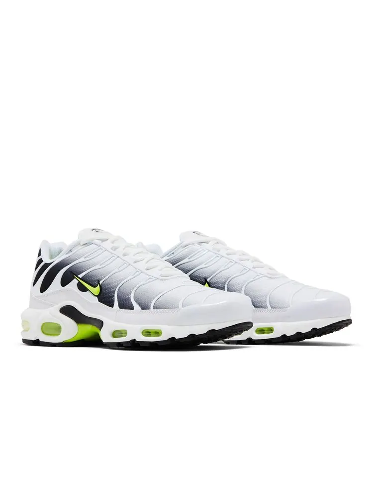 Кроссовки Air Max Plus 'White Black Volt' — изображение 8 из 8, белый черный