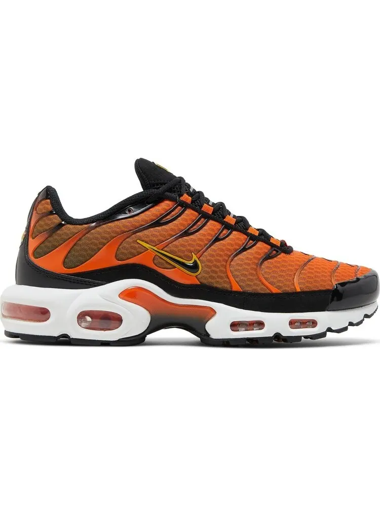 Кроссовки Nike Air Max Plus 'Safety Orange Black' — изображение 1 из 8, оранжевый