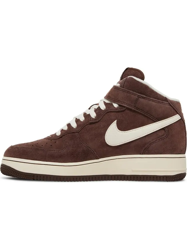 Кроссовки Nike Air Force 1 Mid 'Chocolate' — изображение 3 из 10, коричневый