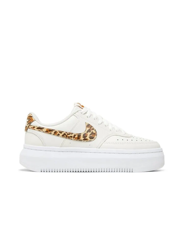 Кроссовки Nike Wmns Court Vision Alta — изображение 1 из 4, белый