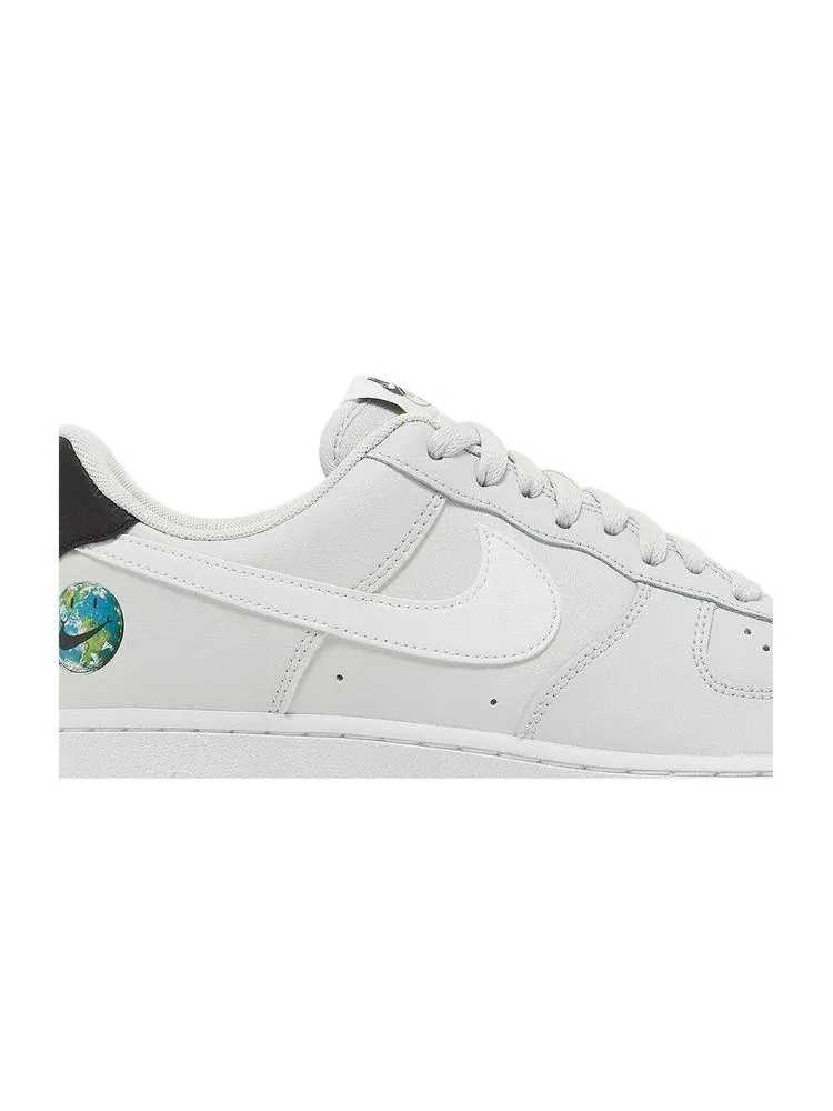 Кроссовки Nike Air Force 1 '07 LV8 2 'Have A Nike Day - Earth' — изображение 3 из 9, белый/черный