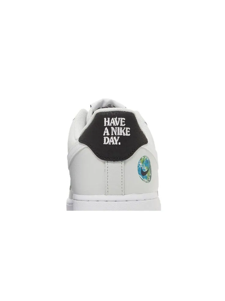 Кроссовки Nike Air Force 1 '07 LV8 2 'Have A Nike Day - Earth' — изображение 8 из 9, белый/черный
