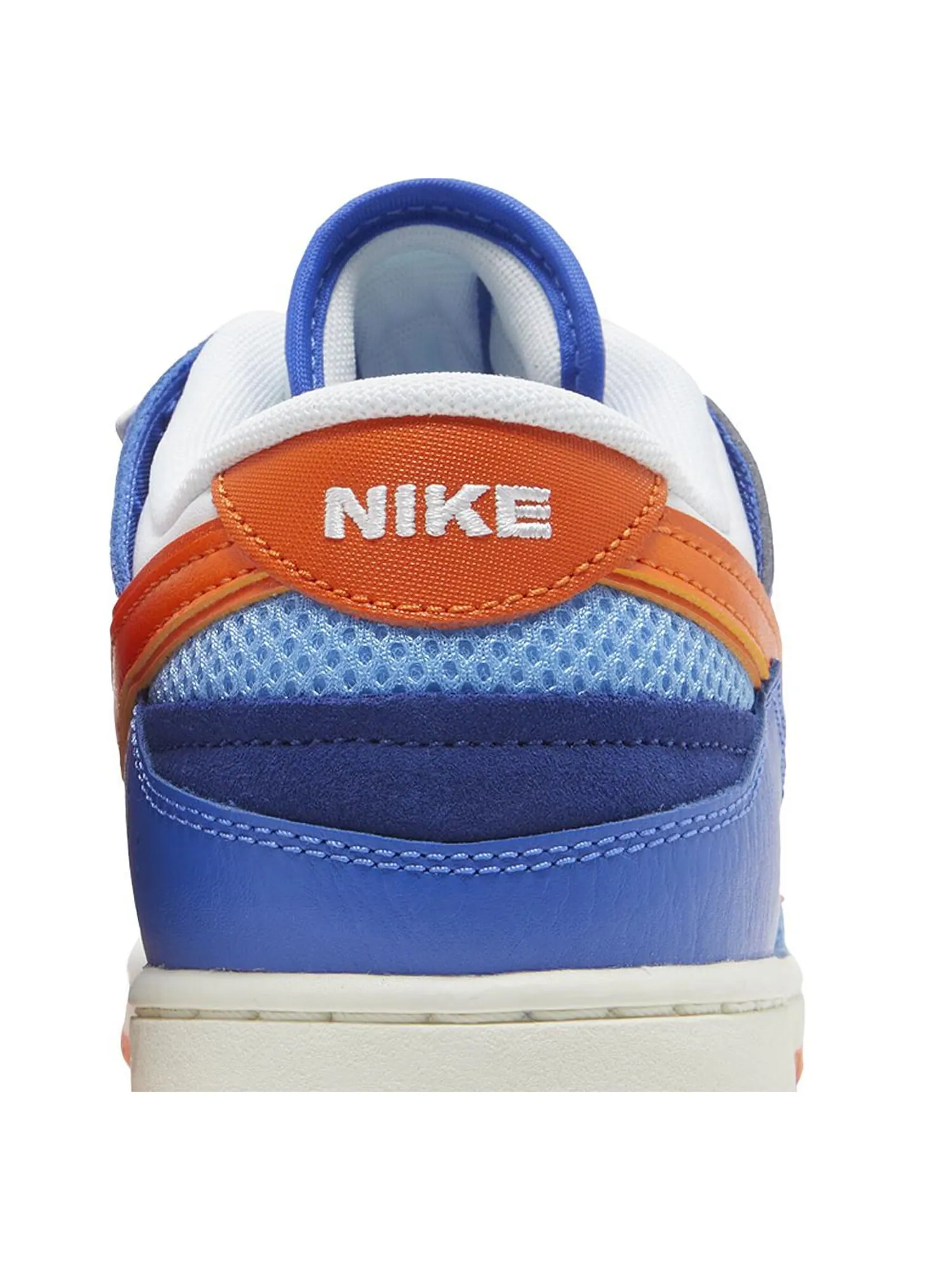 Кроссовки Nike Dunk Low Scrap 'Knicks' — изображение 7 из 8, белый