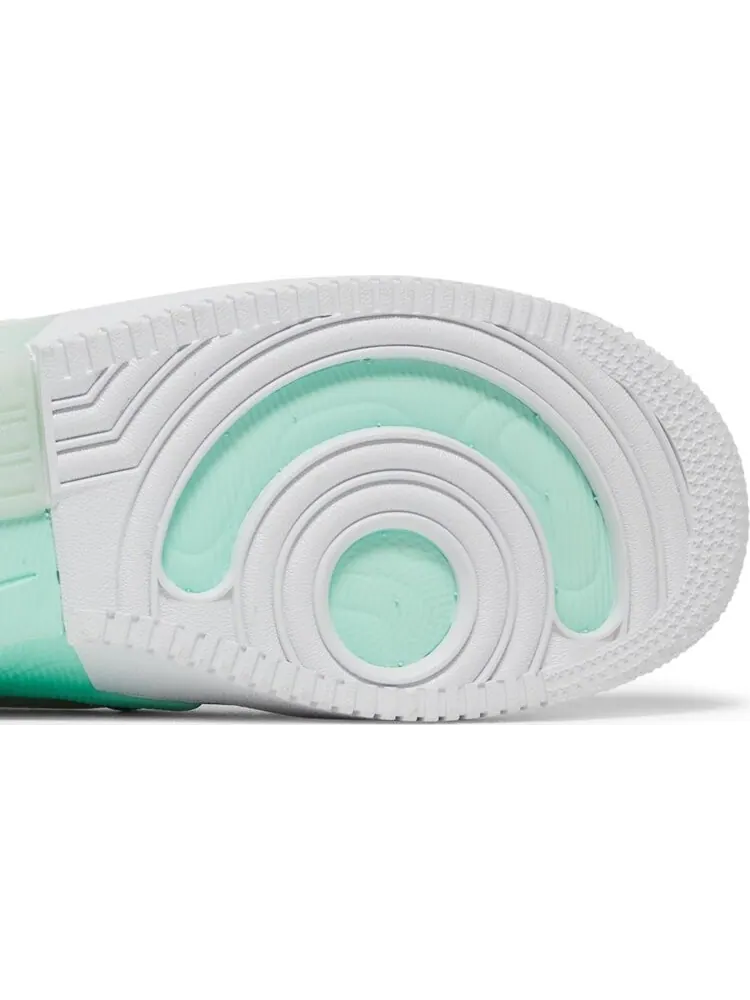 Кроссовки Nike Air Force 1 React 'Grey Mint' — изображение 5 из 8, белый