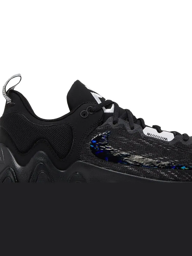 Кроссовки Nike Giannis Immortality 2 'Black Holographic Swoosh' — изображение 2 из 8, черный