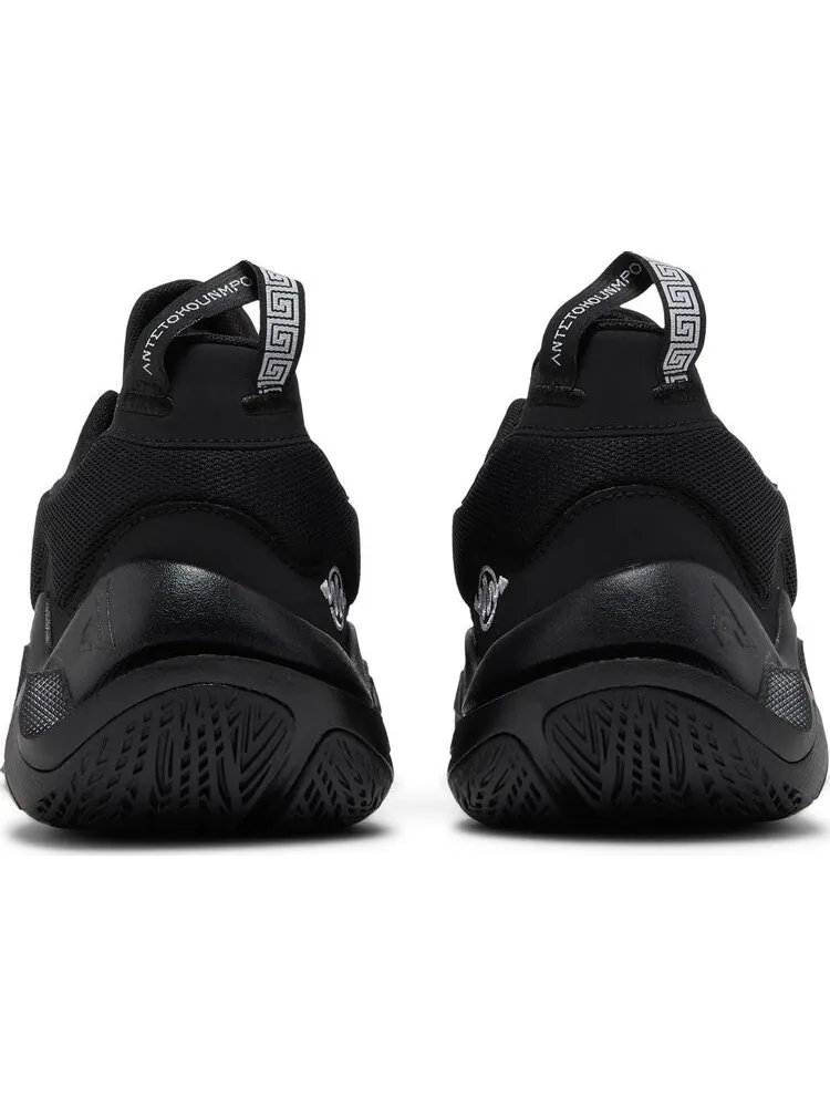 Кроссовки Nike Giannis Immortality 2 'Black Holographic Swoosh' — изображение 6 из 8, черный