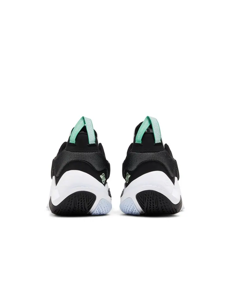 Кроссовки Giannis Immortality 2 'White Black Volt' — изображение 6 из 8, белый черный