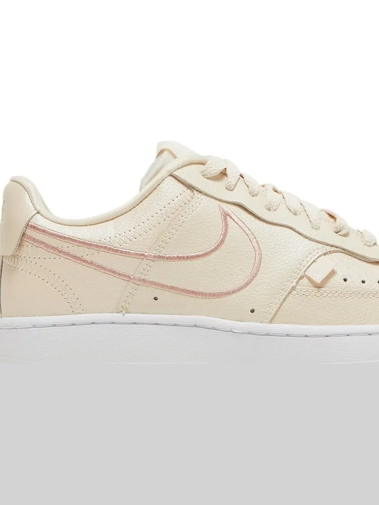 Кроссовки Nike Wmns Court Vision Low Premium 'Pearl White' — изображение 2 из 8, коричневый