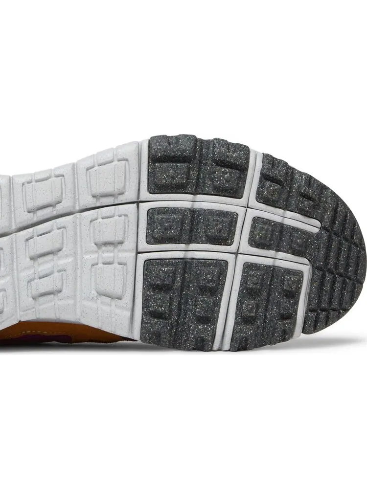 Кроссовки Nike Free Terra Vista Next Nature 'Desert Ochre' — изображение 5 из 8, коричневый