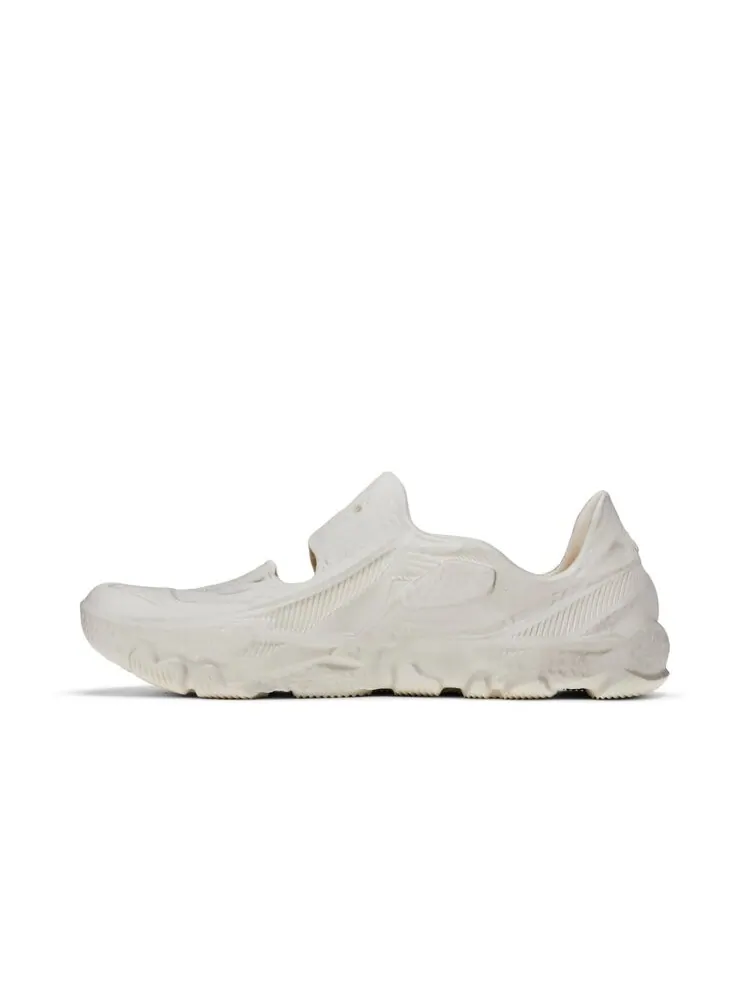 Кроссовки Nike ISPA Universal — изображение 3 из 4, бежевый