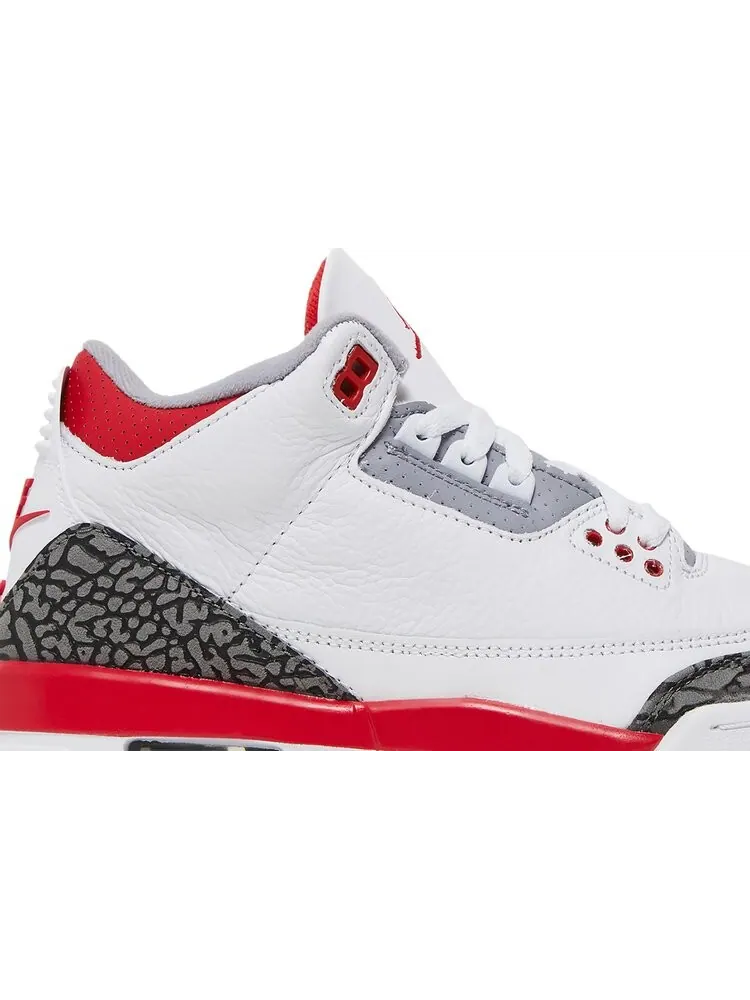 Кроссовки Air Jordan 3 Retro GS Fire Red 2022 — изображение 2 из 8, белый