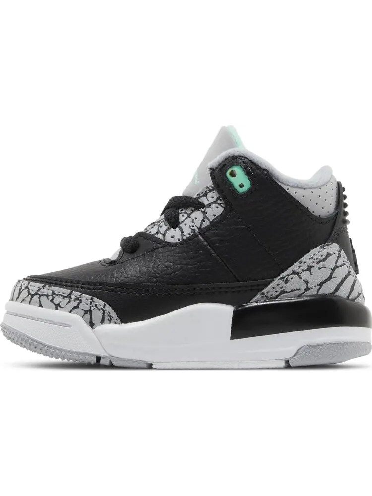 Кроссовки Air Jordan 3 Retro TD 'Green Glow' — изображение 3 из 4, черный