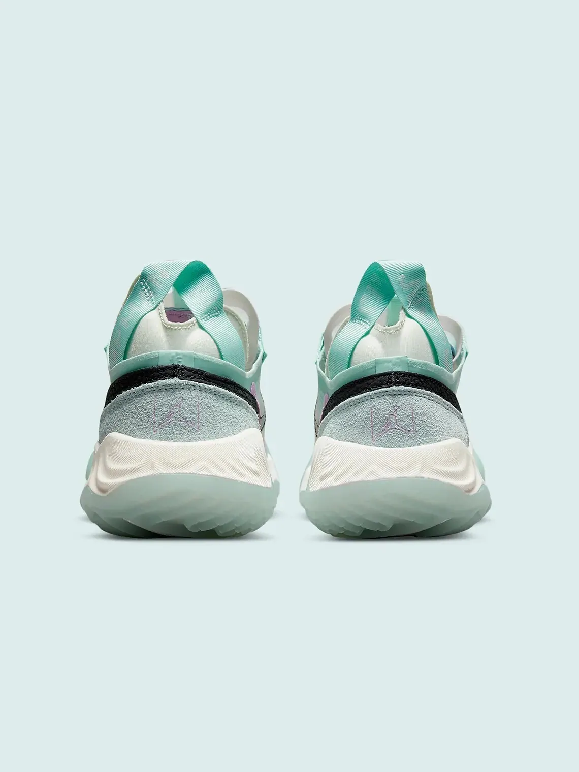 Кроссовки Wmns Jordan Delta Breathe 'Sea Glass' — изображение 5 из 7, белый