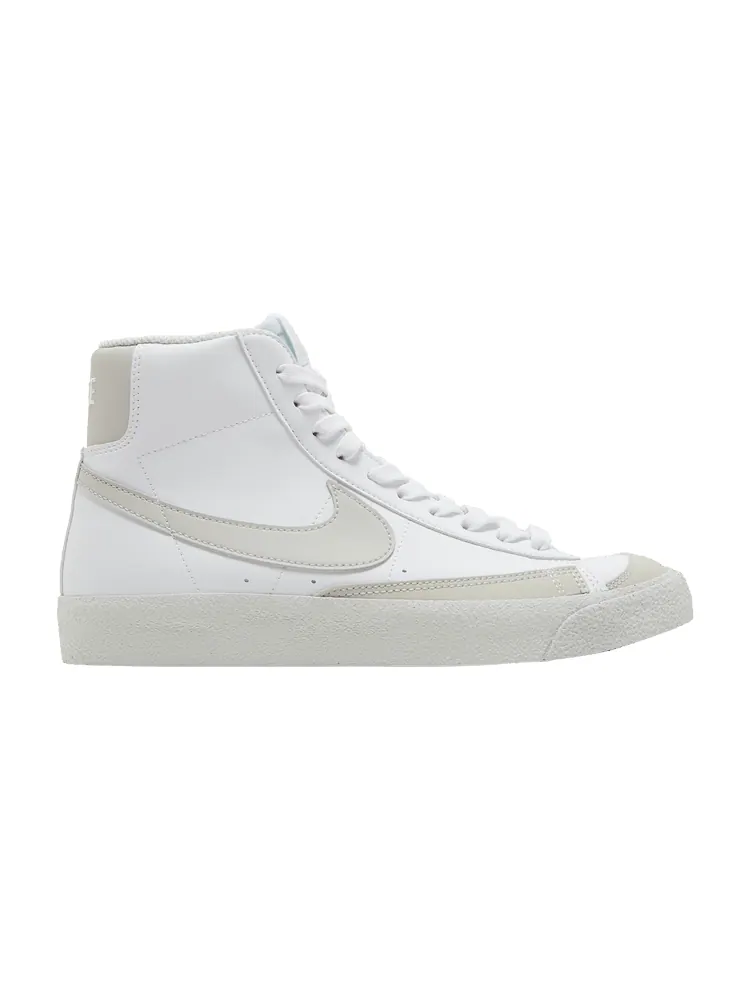Кроссовки Nike Blazer Mid '77 SE GS 'White Light Bone' — изображение 1 из 9, белый/светлый