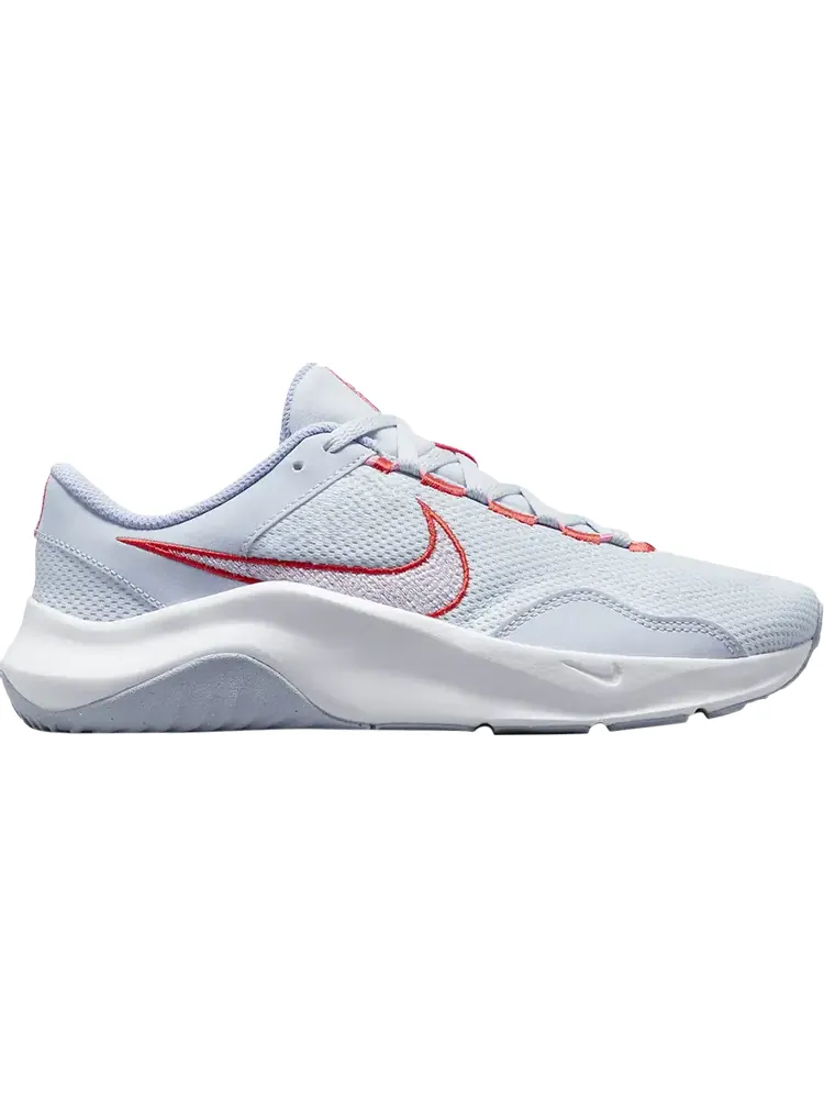 Кроссовки Nike Wmns Legend Essential 3 Next Nature 'Football Grey Red' — изображение 1 из 1, серый