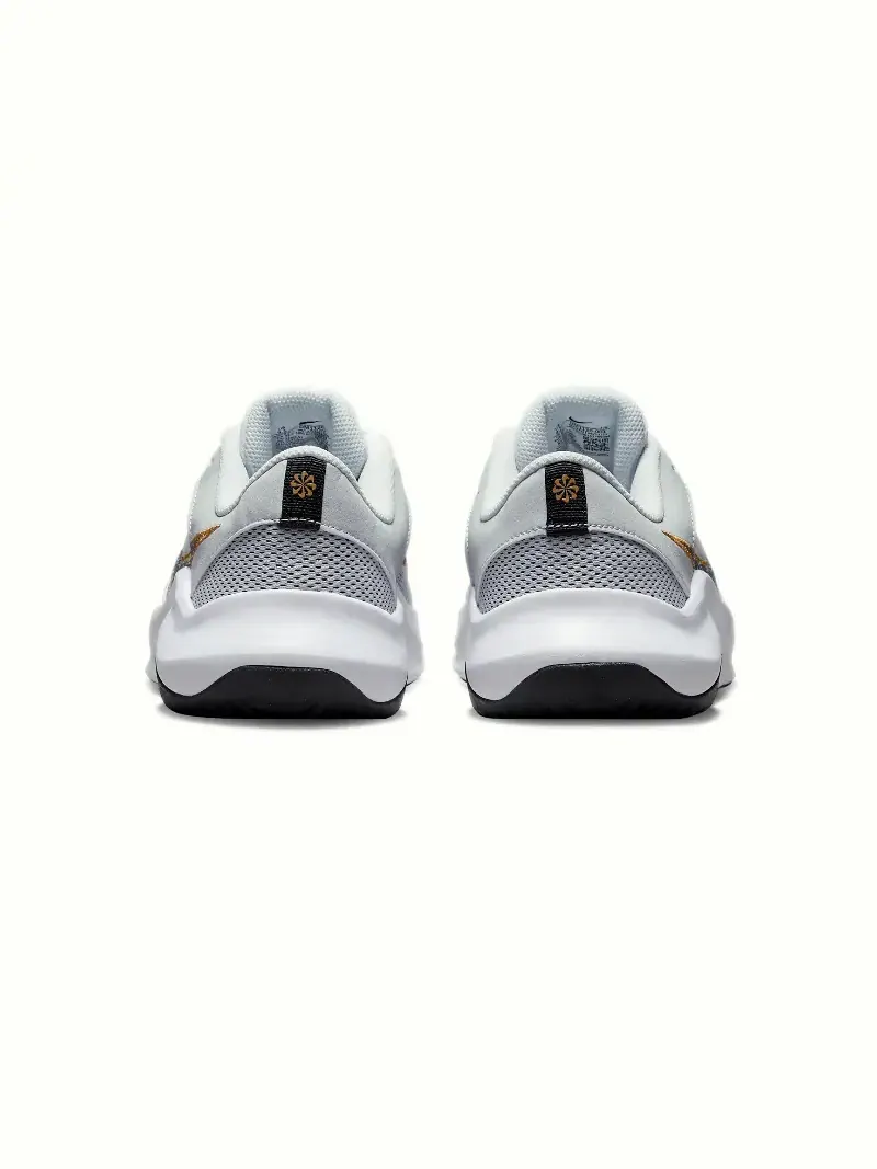 Кроссовки Nike Legend Essential 3 Next Nature — изображение 5 из 7, светло-серый/белый