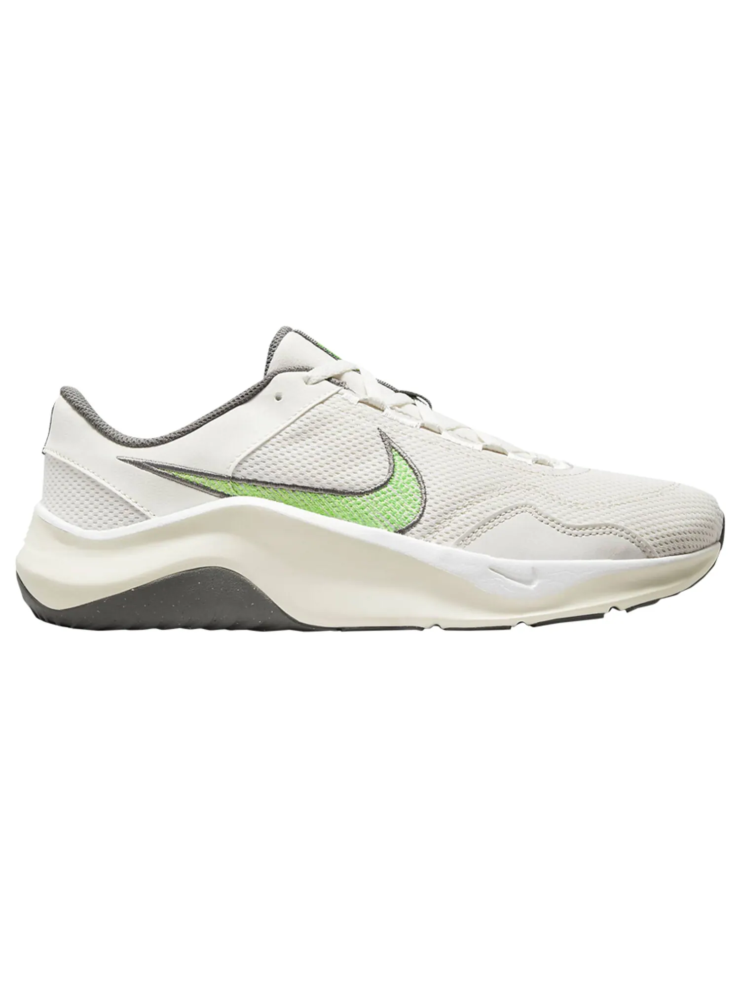 Кроссовки Nike Legend Essential 3 Next Nature 'Phantom Green Strike' — изображение 1 из 1, серый