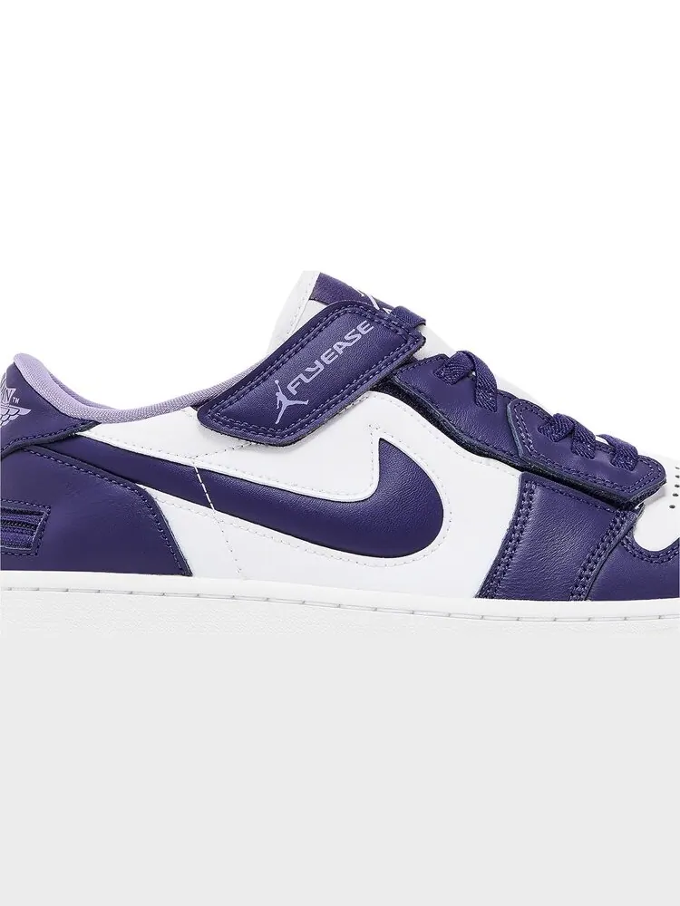 Кроссовки Air Jordan 1 Low FlyEase 'Sky J Purple' — изображение 2 из 4, фиолетовый