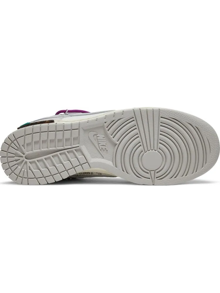 Кроссовки Nike Off-White x Dunk Low 'Lot 28 of 50' — изображение 4 из 8, белый