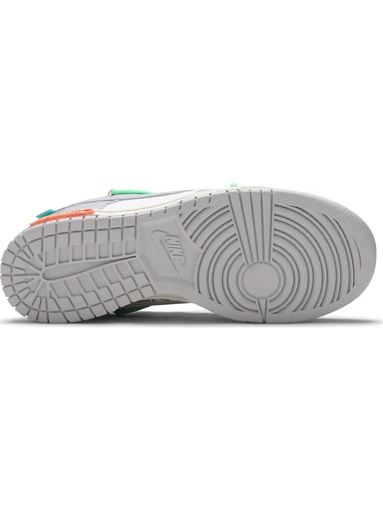 Кроссовки Nike Off-White x Dunk Low 'Lot 26 of 50' — изображение 4 из 8, белый