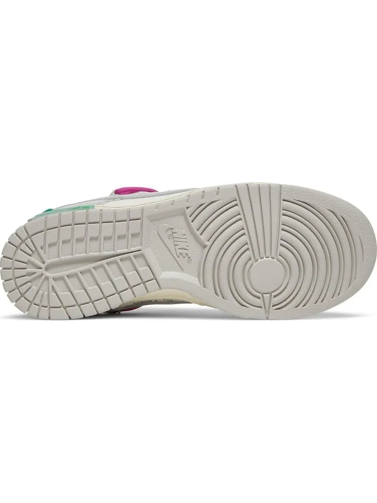 Кроссовки Nike Off-White x Dunk Low 'Lot 30 of 50' — изображение 4 из 8, белый