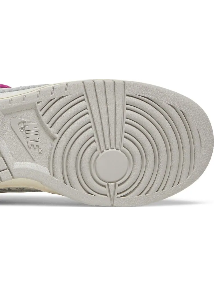 Кроссовки Nike Off-White x Dunk Low 'Lot 30 of 50' — изображение 5 из 8, белый