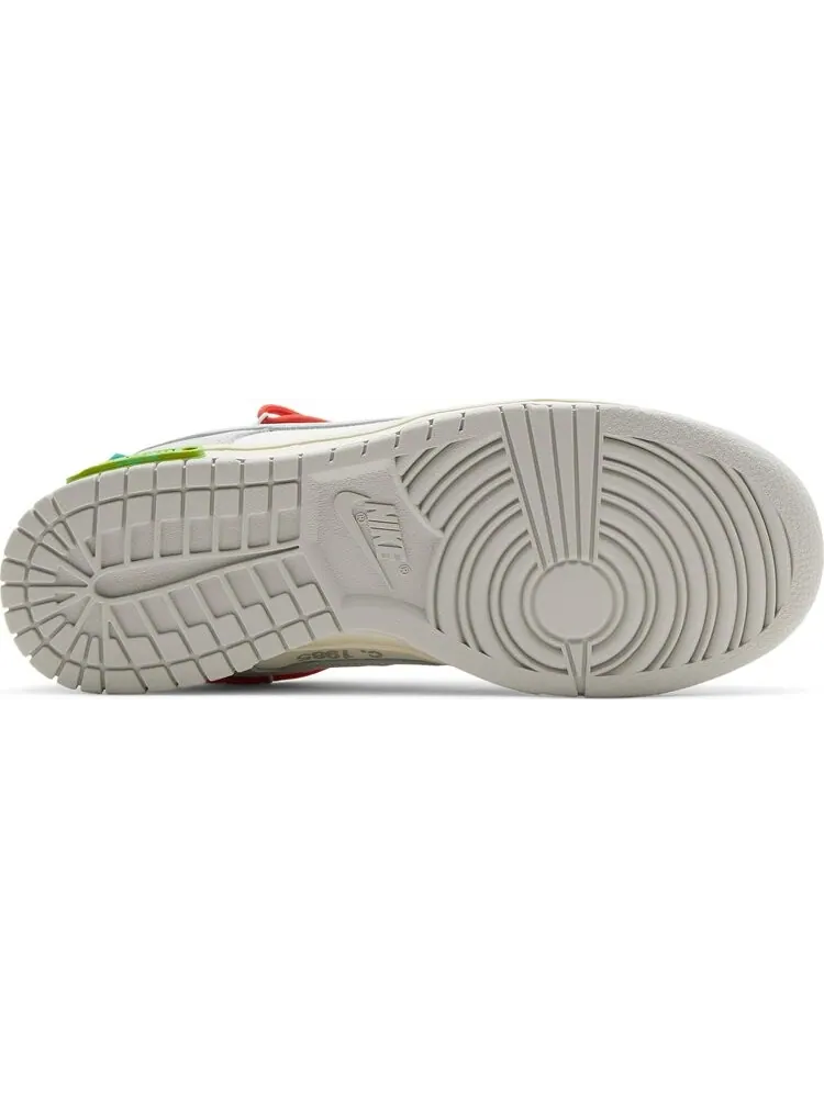 Кроссовки Nike Off-White x Dunk Low 'Lot 23 of 50' — изображение 4 из 8, белый