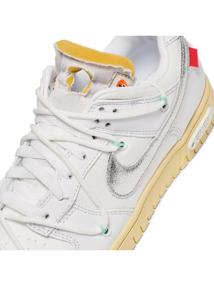 Кроссовки Nike Off-White x Dunk Low 'Lot 01 of 50' — изображение 9 из 10, белый