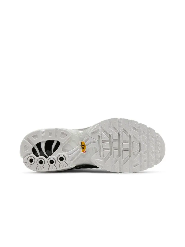 Кроссовки Nike Wmns Air Max Plus 'Black White' — изображение 5 из 9, черный/белый/черный