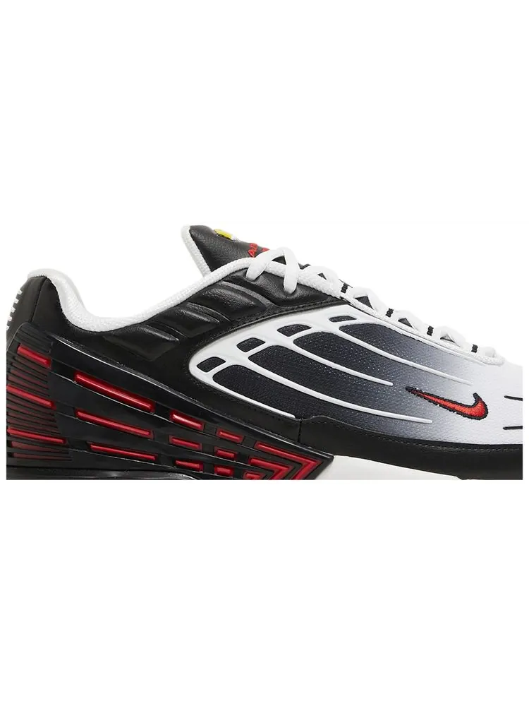 Кроссовки Nike Air Max Plus 3 'Black University Red' — изображение 2 из 8, черный